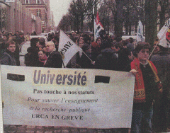 Université Grève.gif